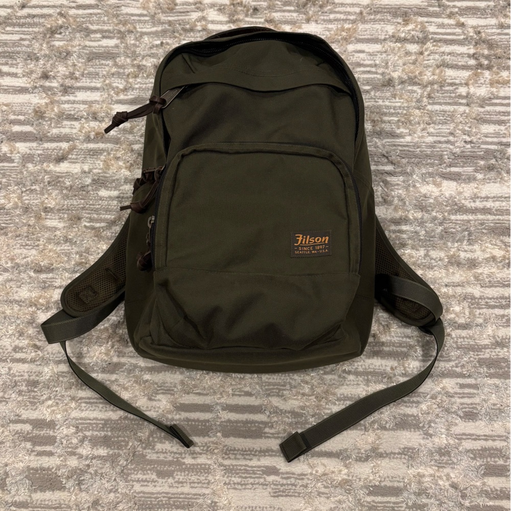 Filson Dryden Backpack Otter Green Carry On Travel Work Hike Leather Tabs - Picture 2 of 15